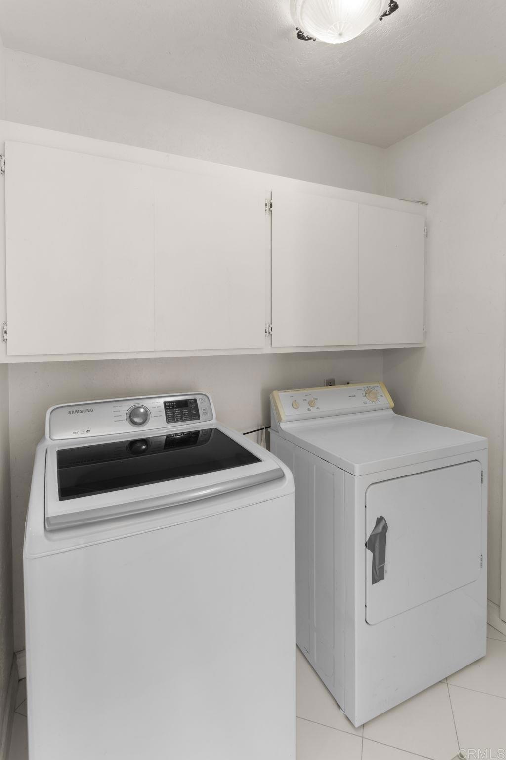 389 First Avenue Property Photo 12