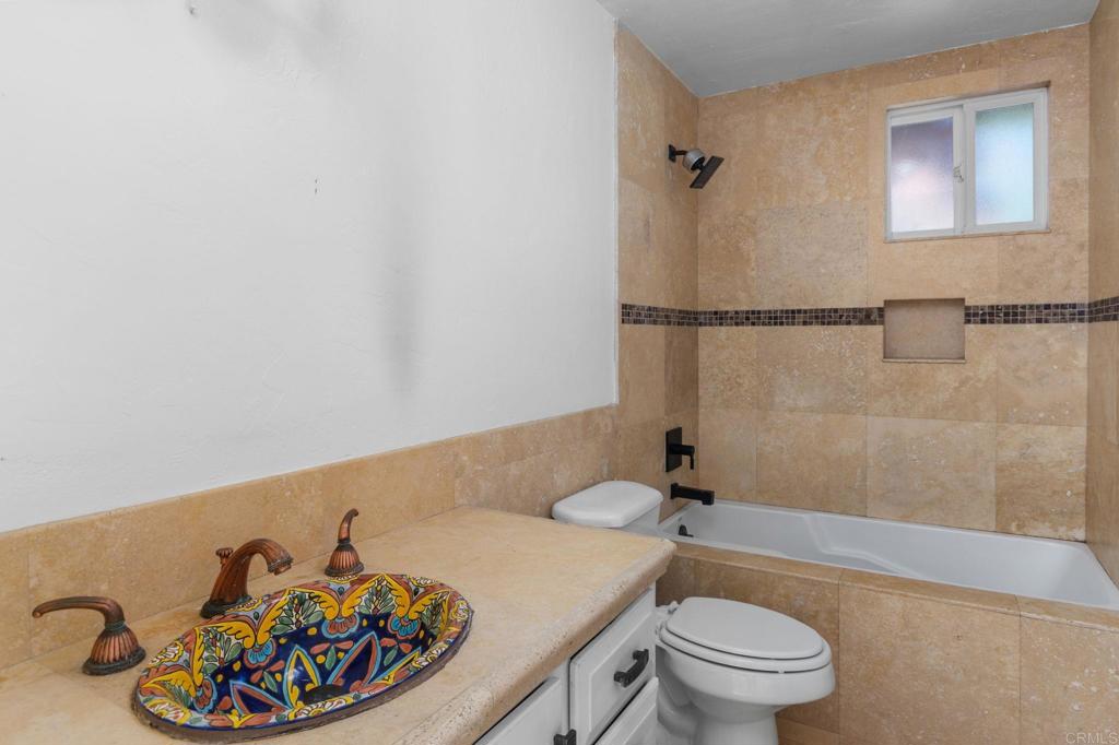 389 First Avenue Property Photo 26