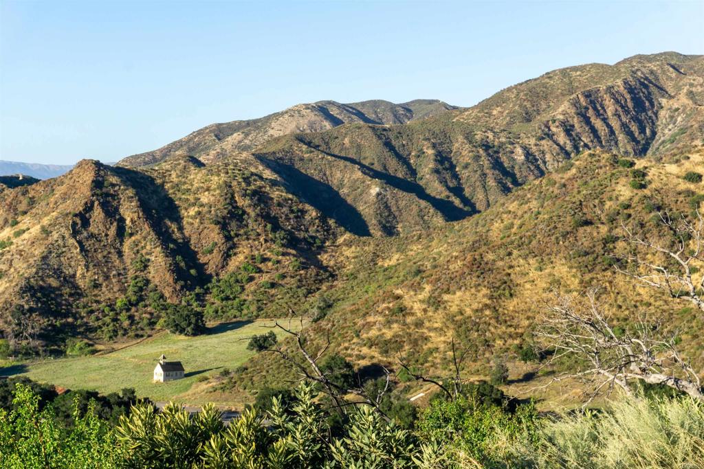 25933 Sand Canyon Road Property Photo 4