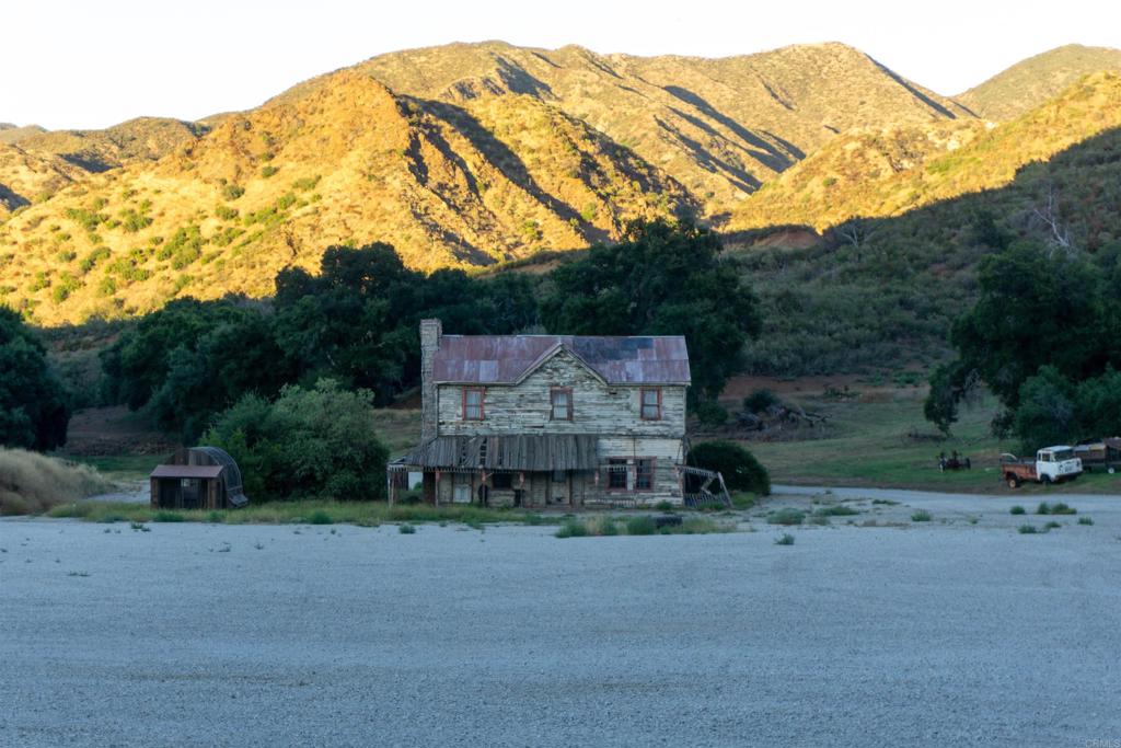 25933 Sand Canyon Road Property Photo 8