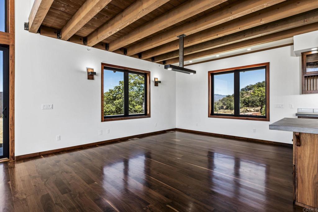 21179 Sutherland Dam Road Property Photo 27