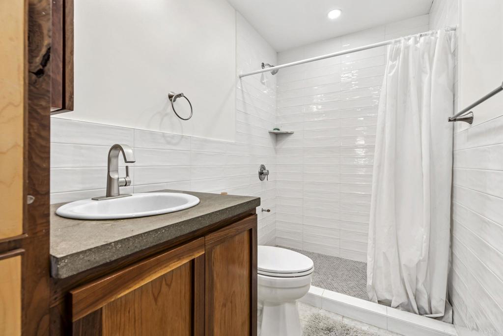 21179 Sutherland Dam Road Property Photo 36