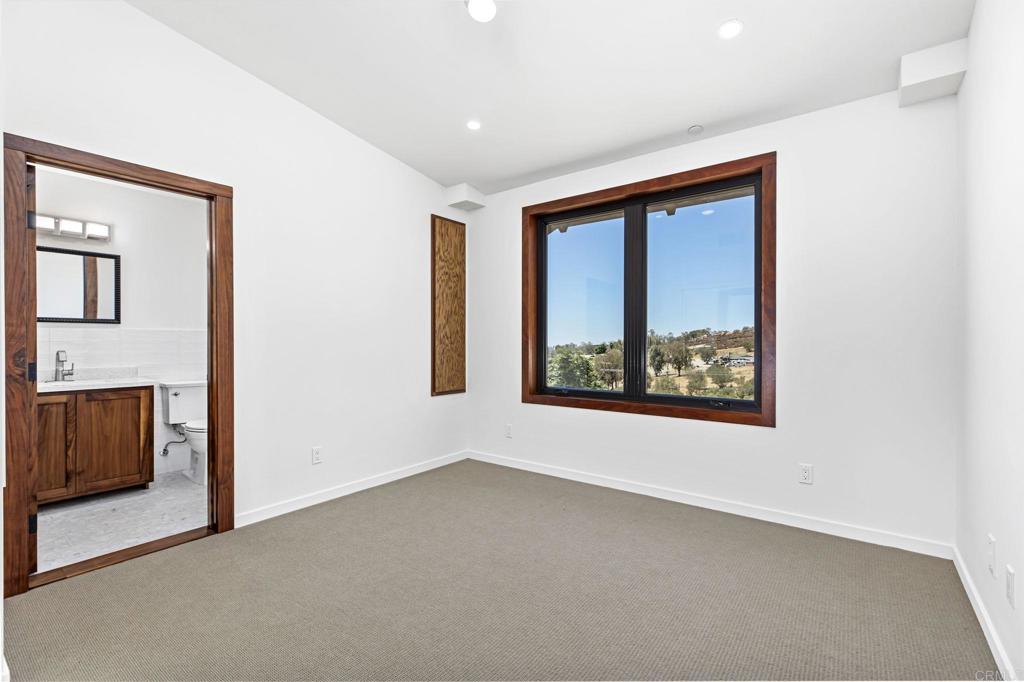 21179 Sutherland Dam Road Property Photo 49