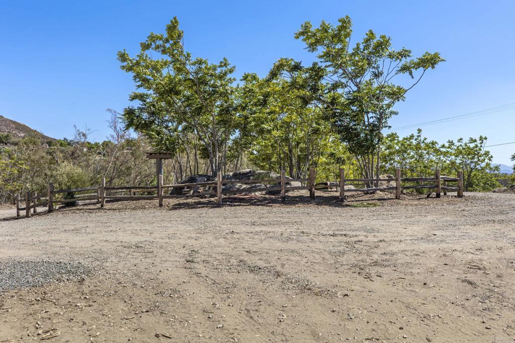 21179 Sutherland Dam Road Property Photo 67