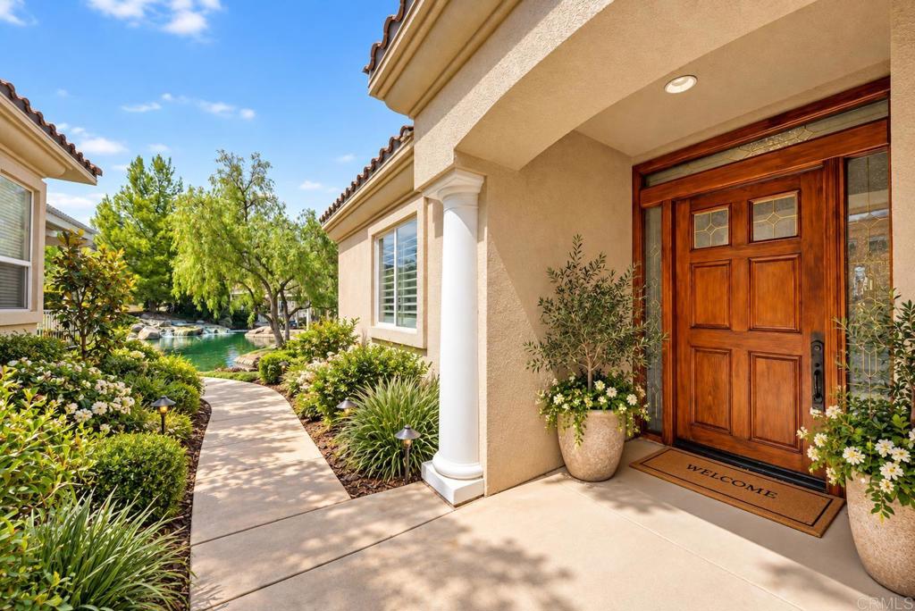 38669 Muirfield Dr Property Photo 3
