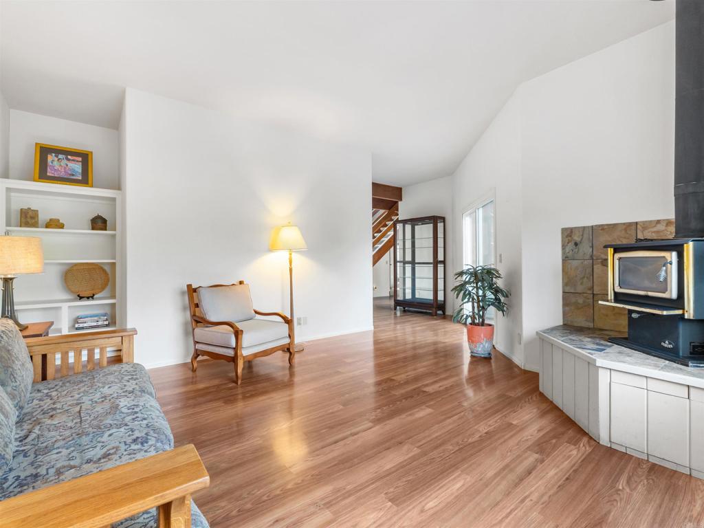 28338 Meadow Glen Way W Property Photo 20