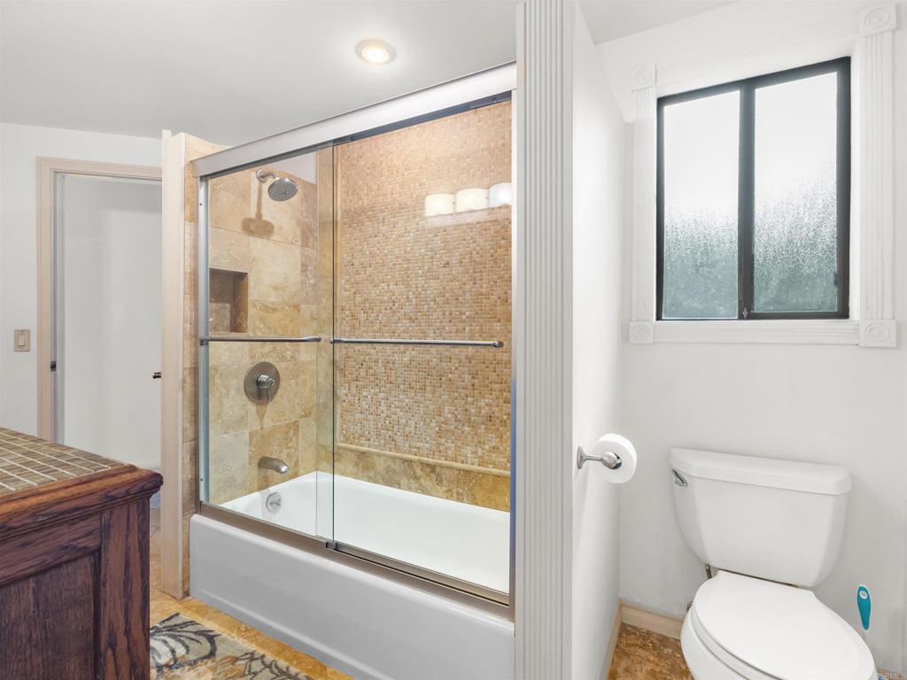 28338 Meadow Glen Way W Property Photo 28