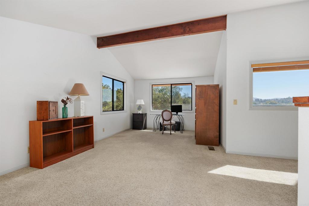 28338 Meadow Glen Way W Property Photo 33