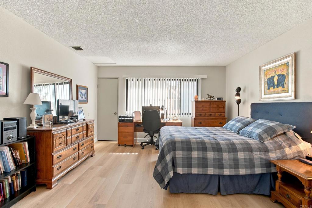 321 N Melrose Drive B Property Photo 11