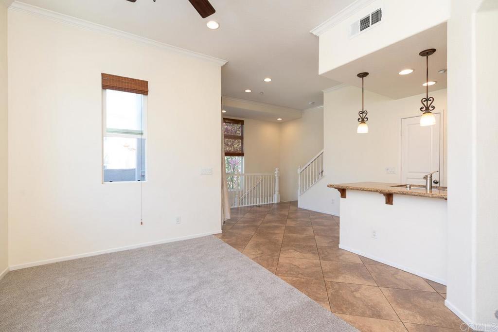 564 Almond Road Property Photo 3