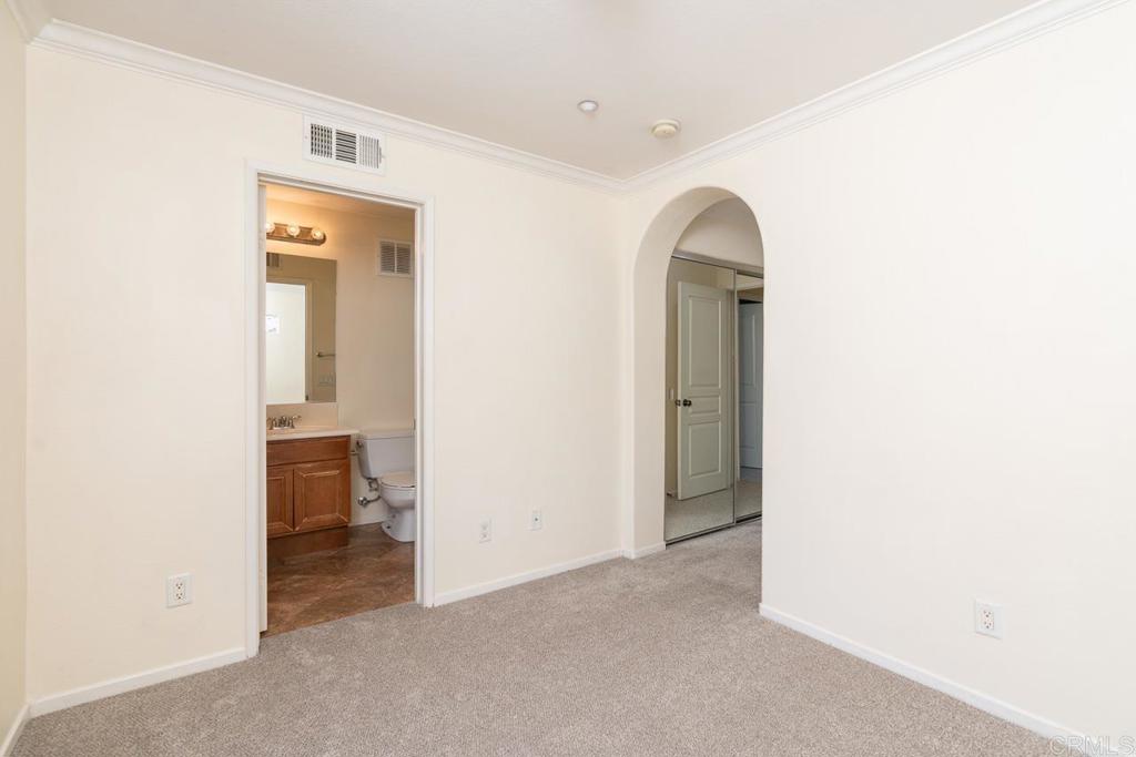 564 Almond Road Property Photo 17