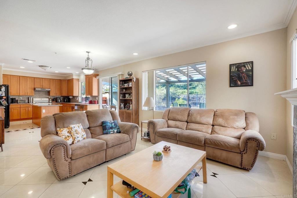 831 Pohl Place Property Photo 4