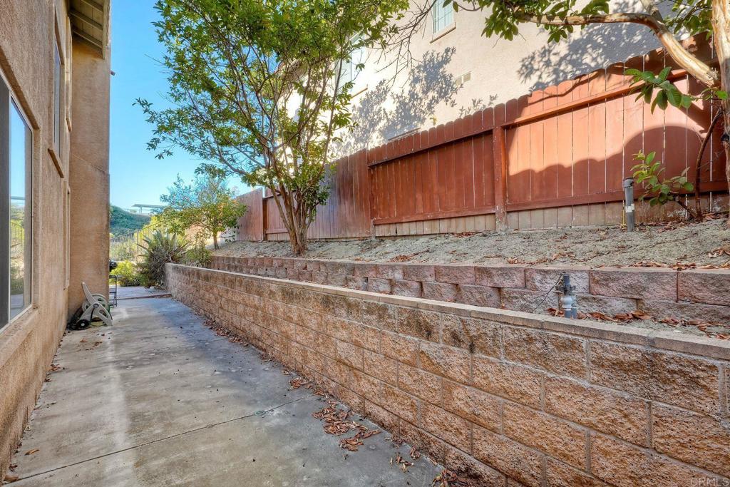 831 Pohl Place Property Photo 26