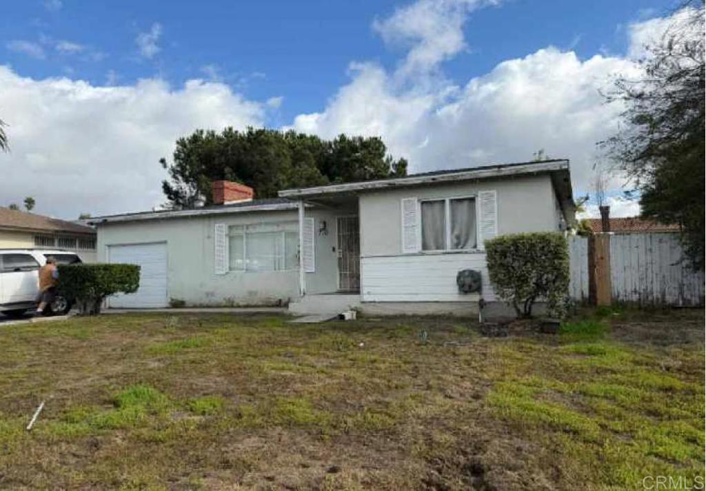 710 Civic Center Drive Property Photo 1