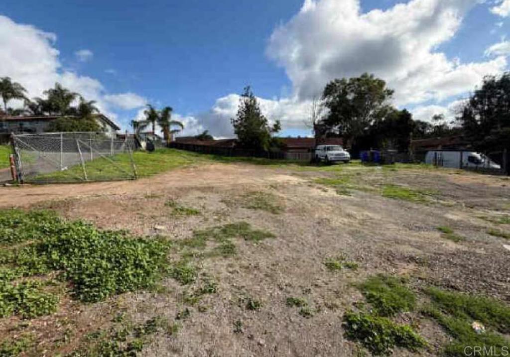 710 Civic Center Drive Property Photo 8
