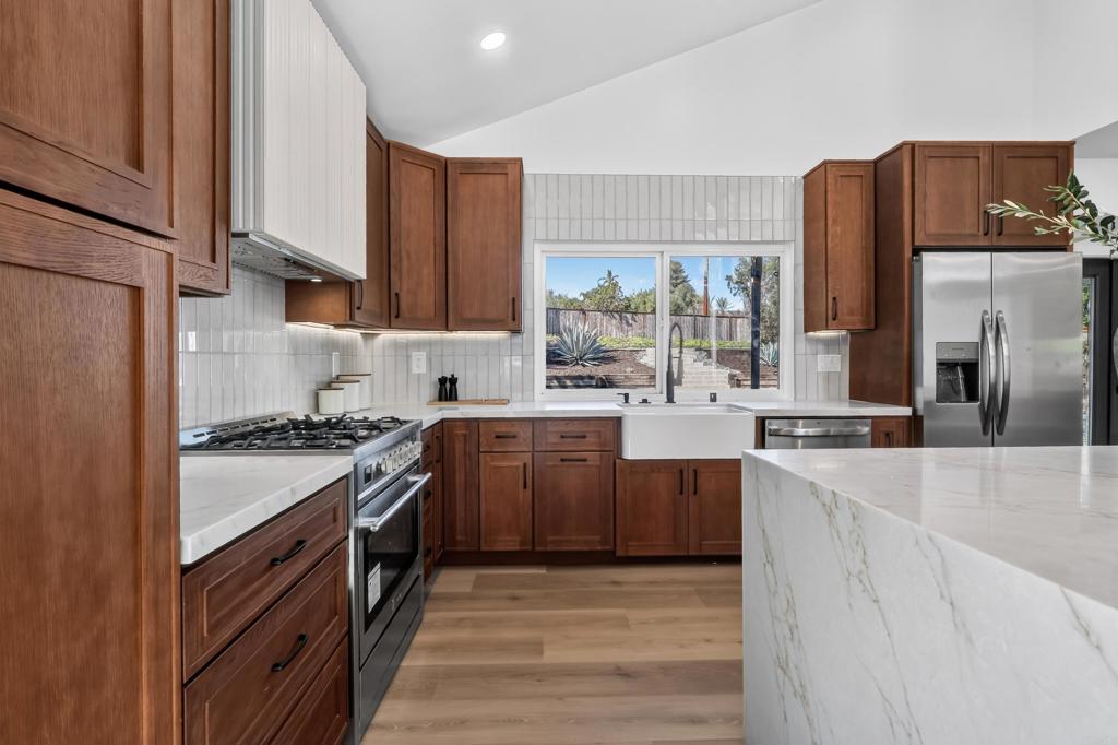 1207 Branding Iron Circle Property Photo 11