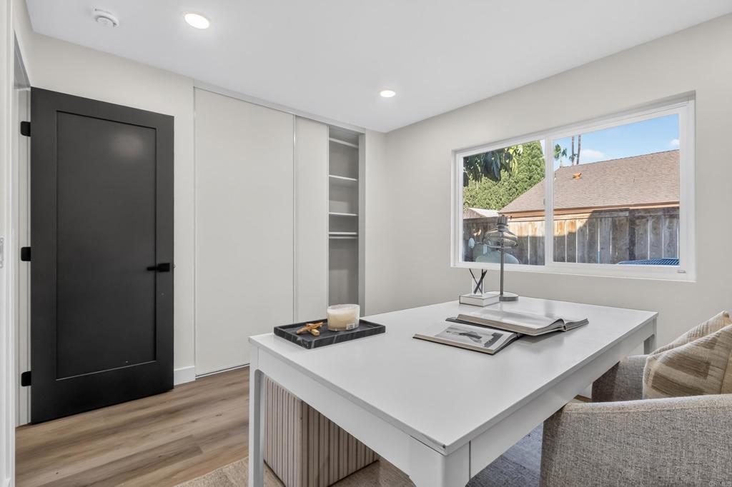1207 Branding Iron Circle Property Photo 45