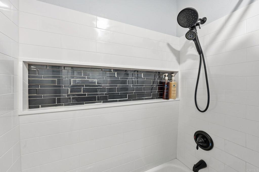 744 Eastshore Terrace #102 Property Photo 24