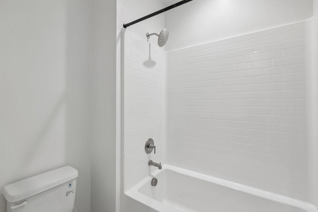 4949 Thistle Way Property Photo 24