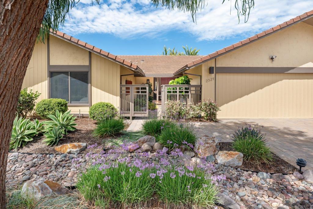 2521 Ardath Court Property Photo 1