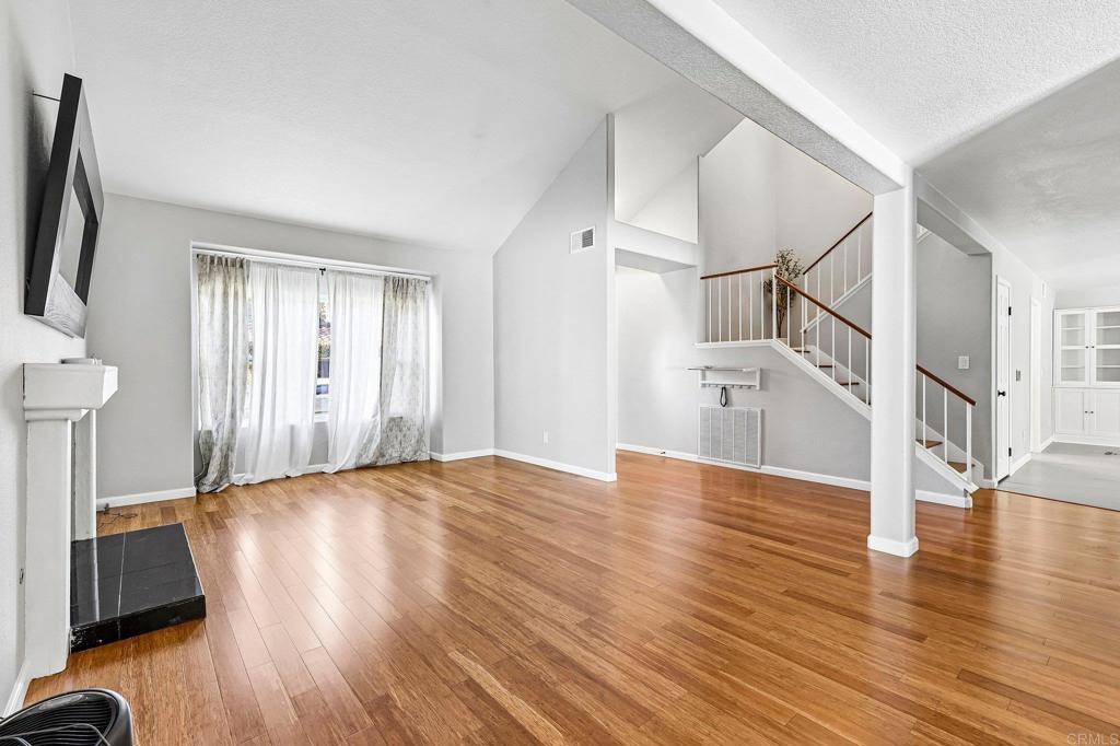 10168 Diamond Head Court Property Photo 4