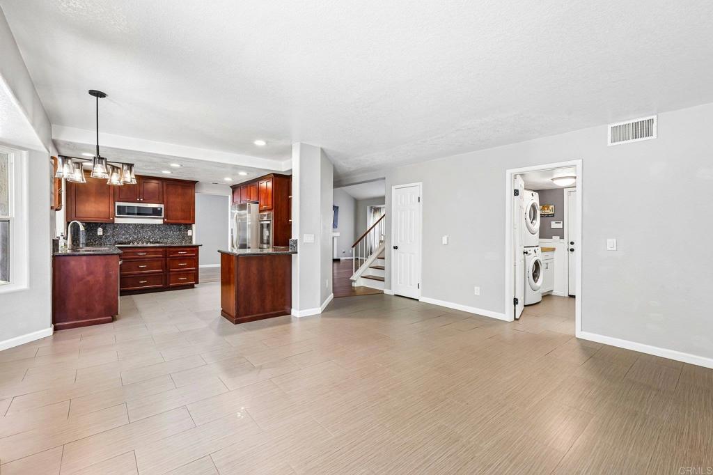 10168 Diamond Head Court Property Photo 14