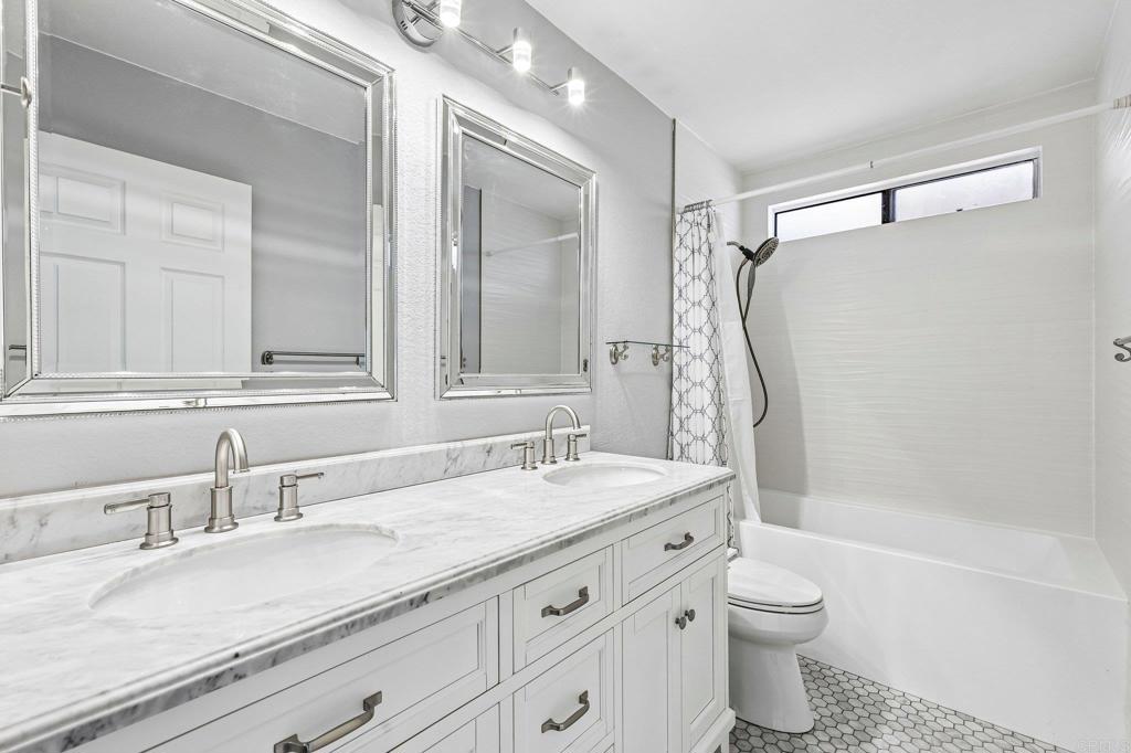 10168 Diamond Head Court Property Photo 28