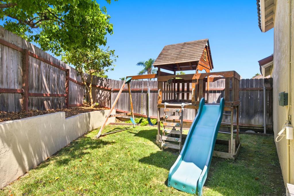1702 Avenida Vista Labera Property Photo 33