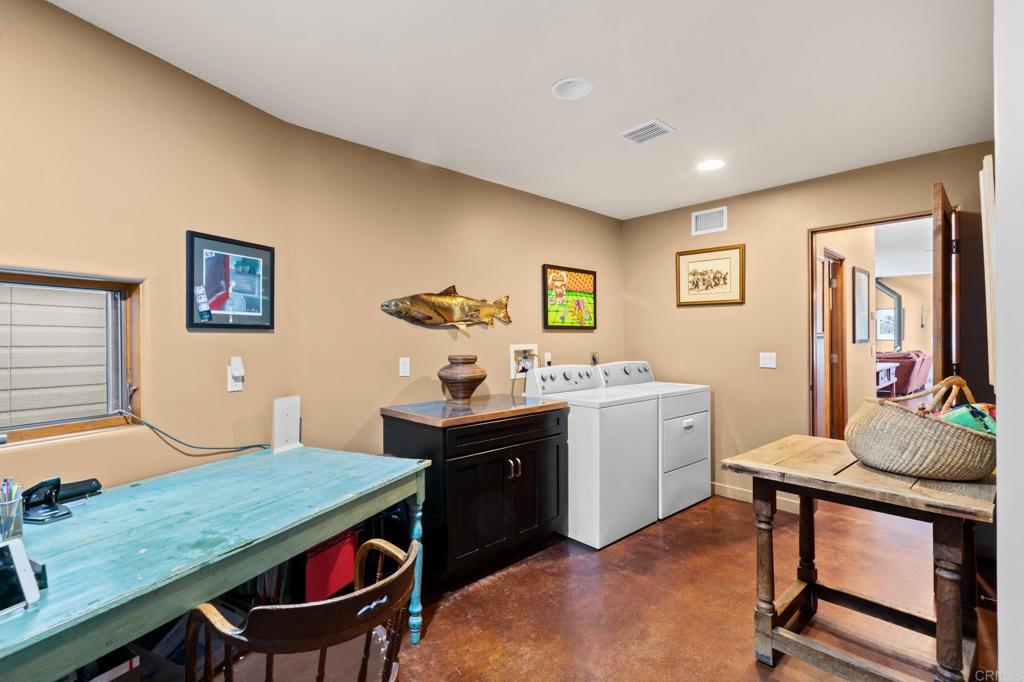 2810 Three Peaks Lane Property Photo 43