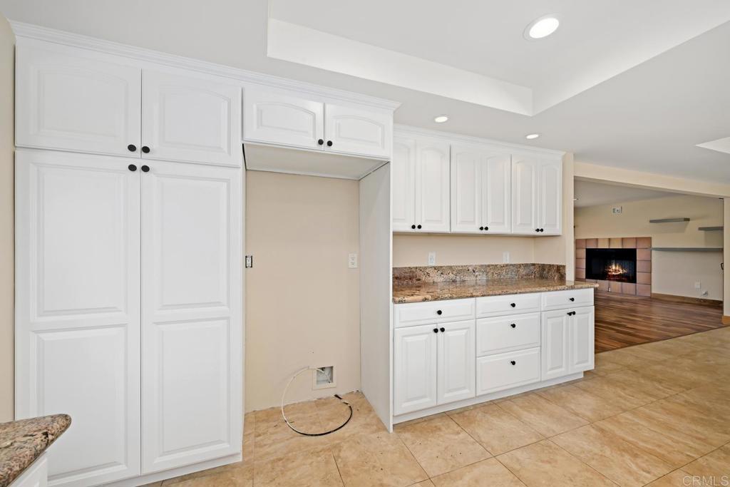 1820 Elevado Road Property Photo 15