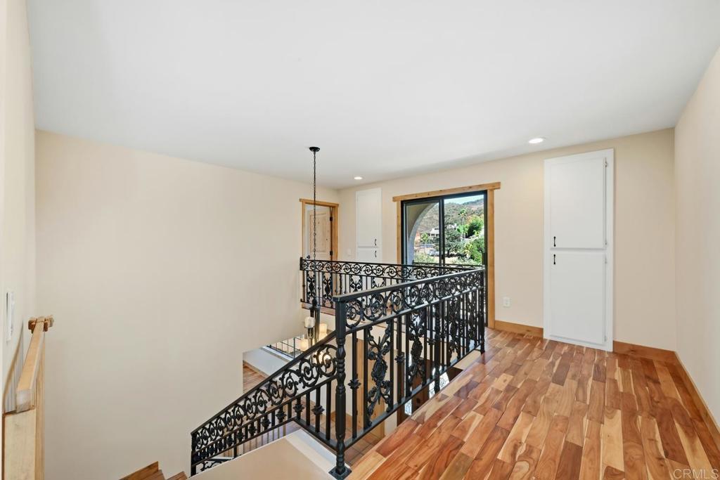 1820 Elevado Road Property Photo 19