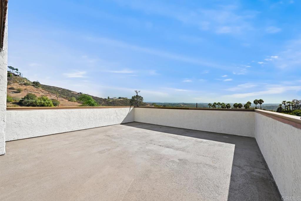 1820 Elevado Road Property Photo 27