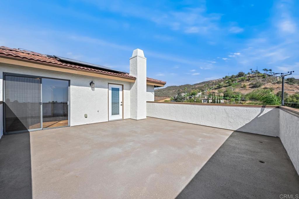 1820 Elevado Road Property Photo 28