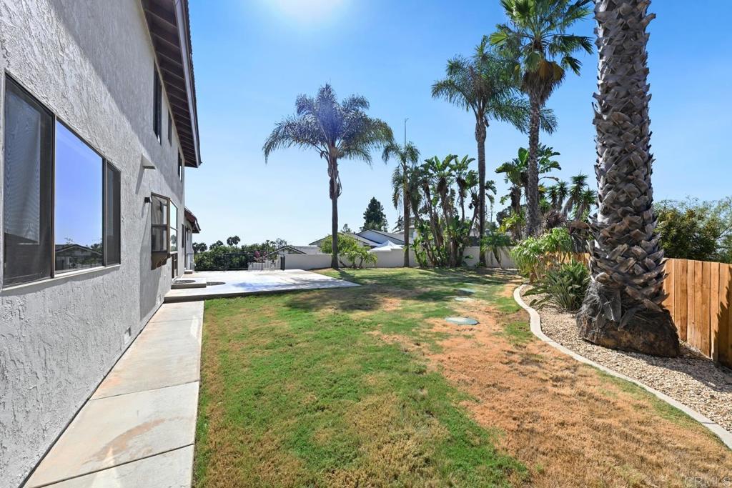 1820 Elevado Road Property Photo 32