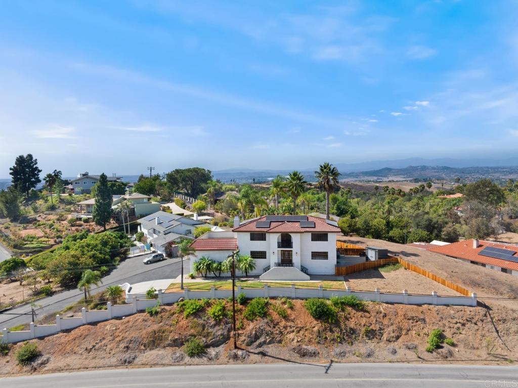 1820 Elevado Road Property Photo 39