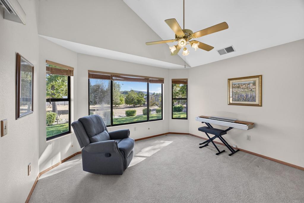 23543 Oriente Way Property Photo 20