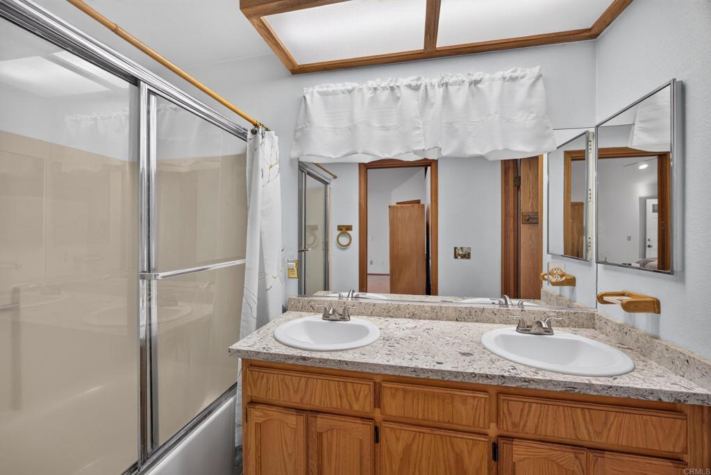 23543 Oriente Way Property Photo 29