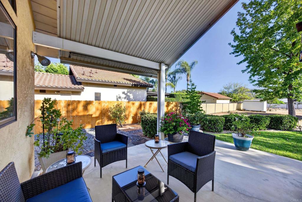 23543 Oriente Way Property Photo 30
