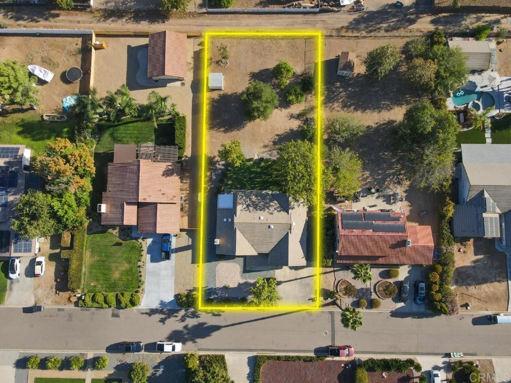 23543 Oriente Way Property Photo 36