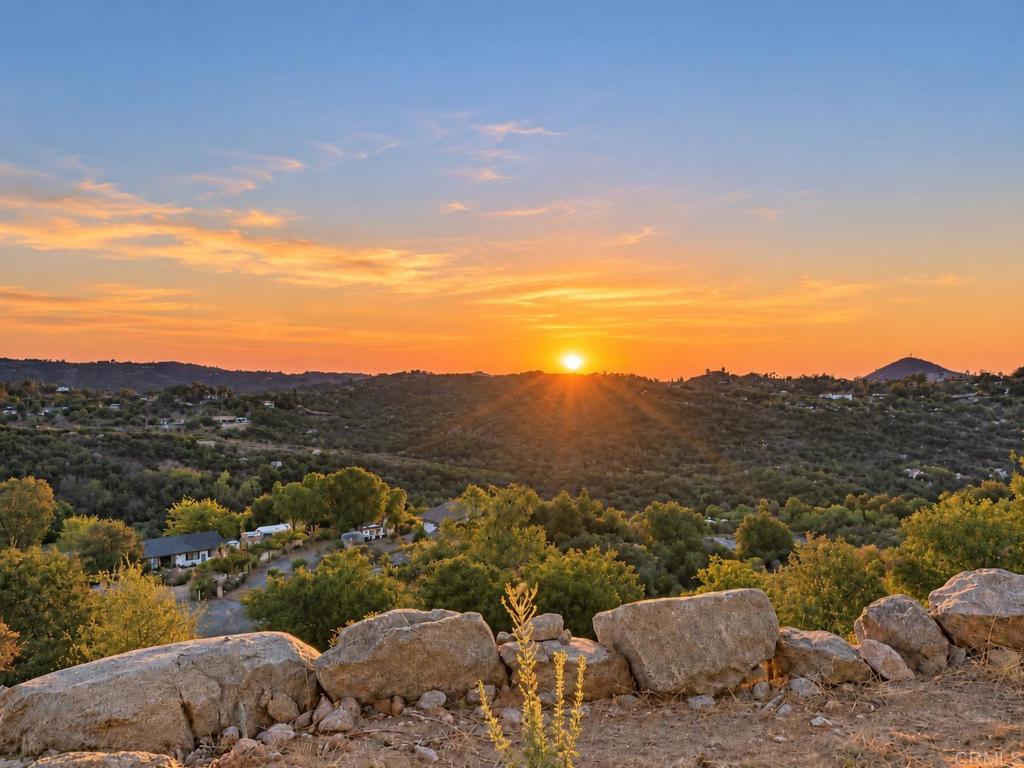13801 Jake Road Property Photo 4