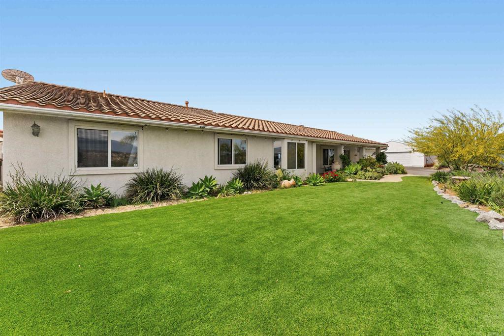 13801 Jake Road Property Photo 5