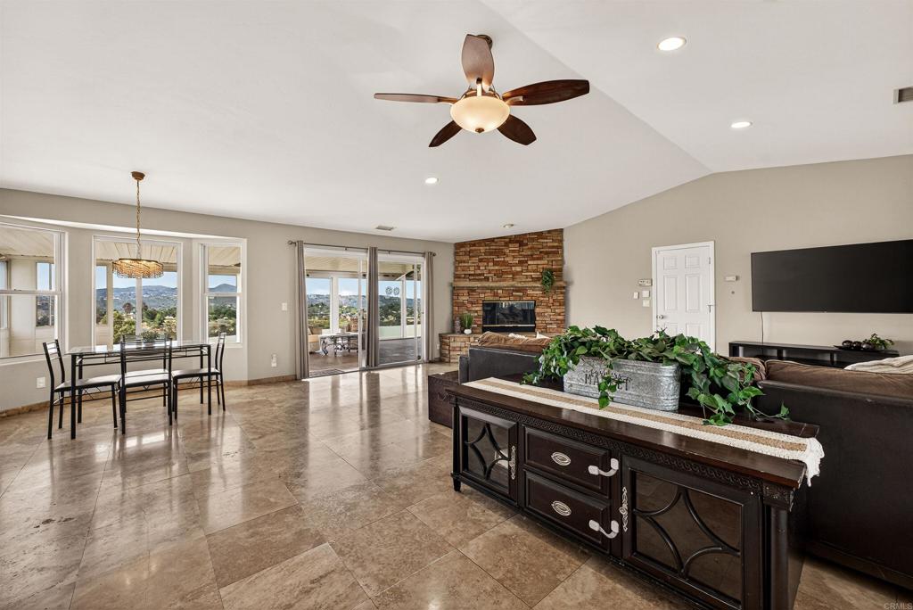 13801 Jake Road Property Photo 14