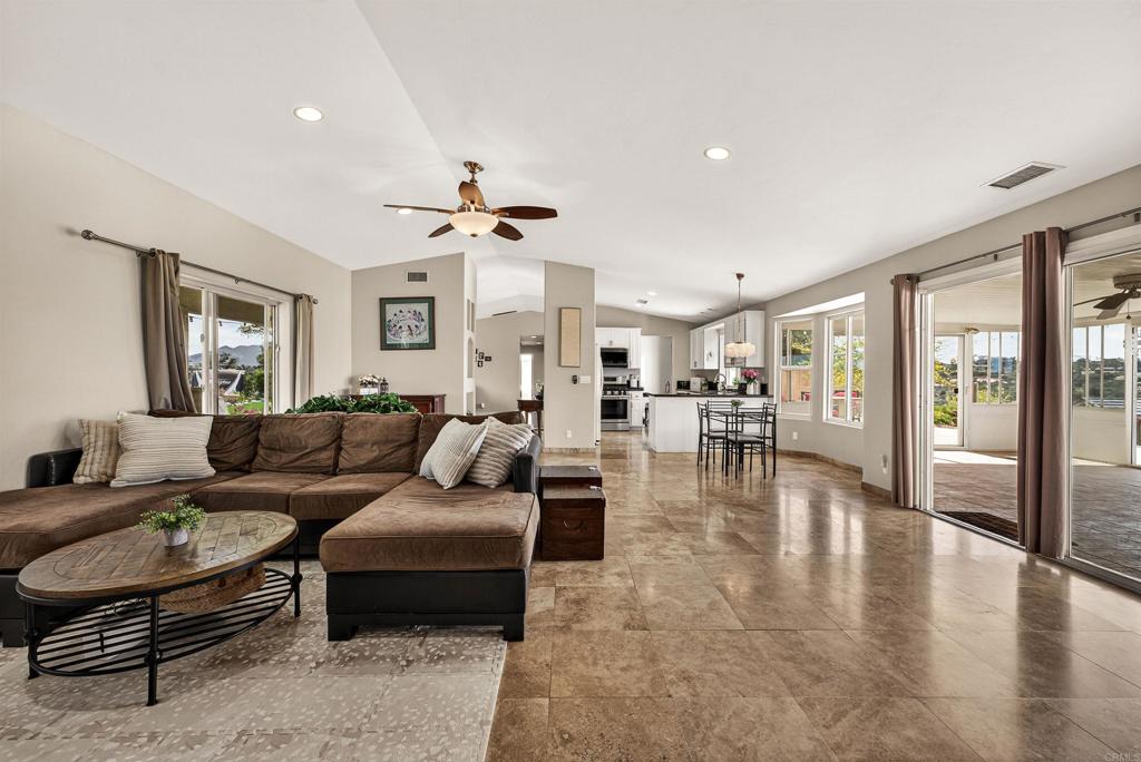 13801 Jake Road Property Photo 17