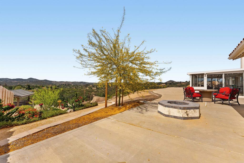 13801 Jake Road Property Photo 28