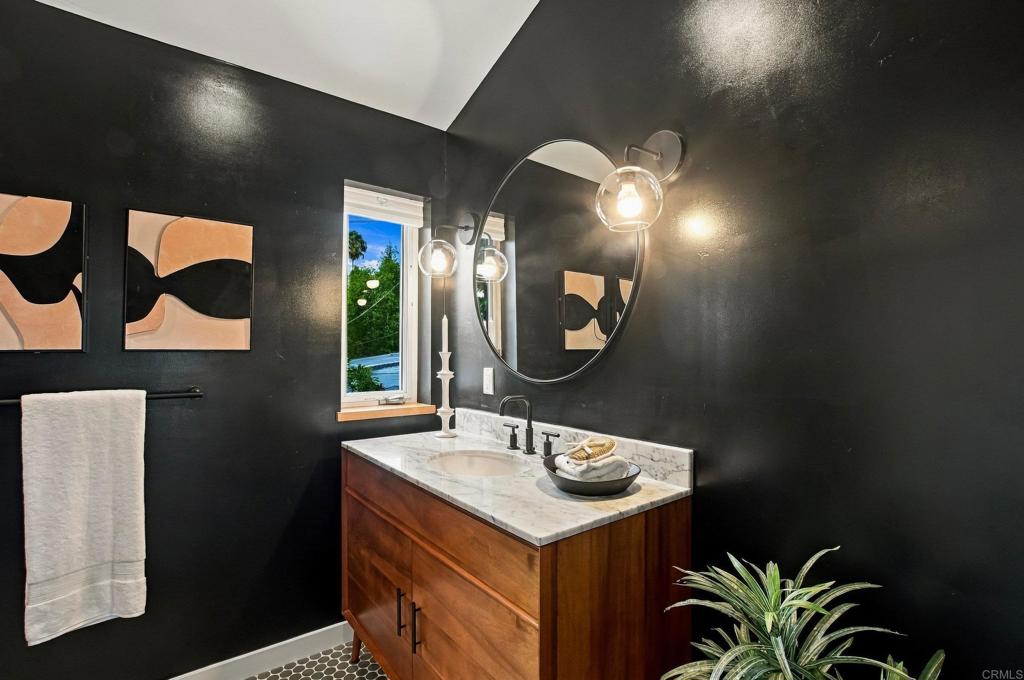 1236 Chalcedony Street Property Photo 40