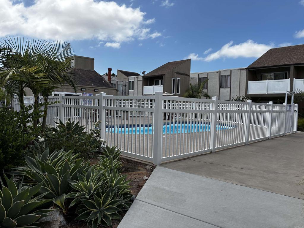 8034 Linda Vista 1d Property Photo 16