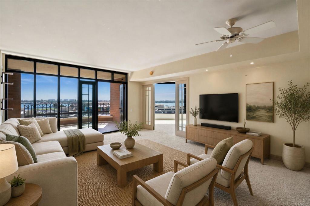 500 W Harbor 1110 Property Photo 5