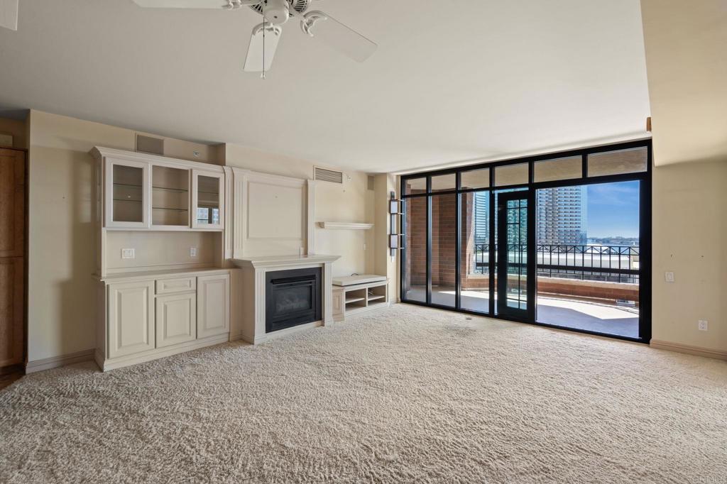 500 W Harbor 1110 Property Photo 13