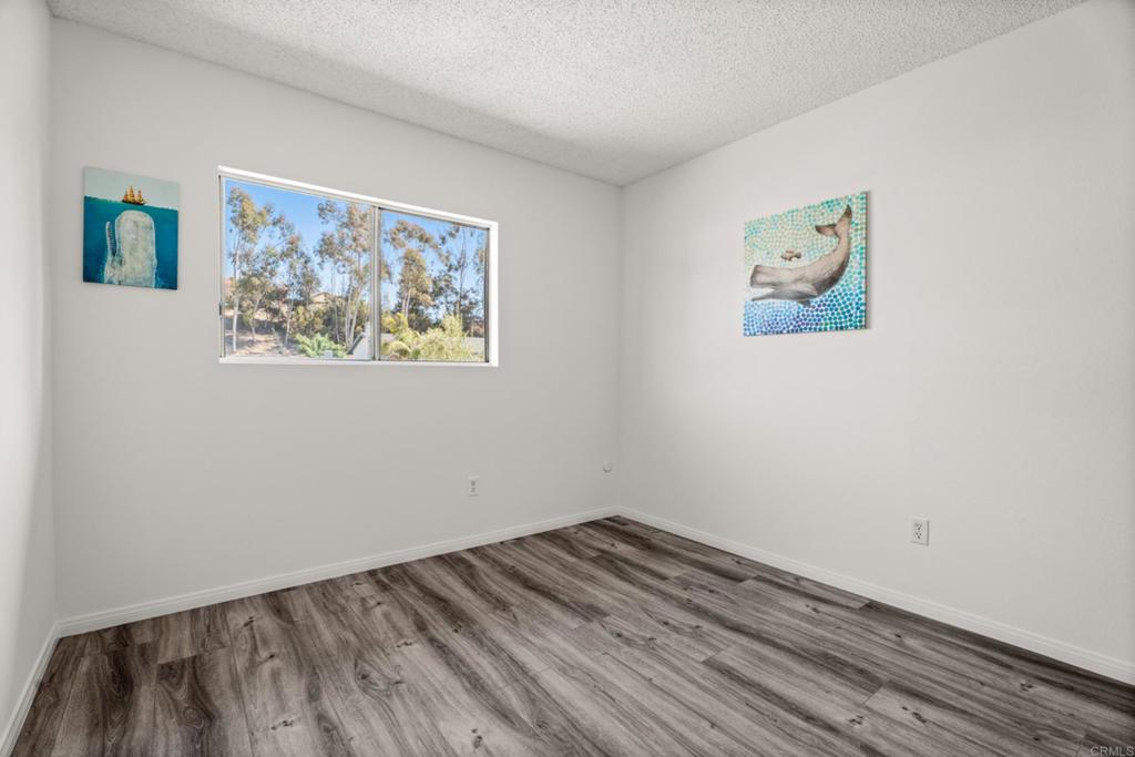 1078 Angelus Ave Property Photo 20