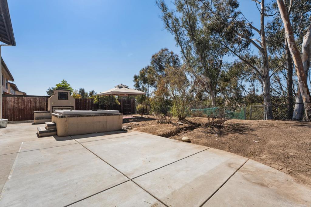 1078 Angelus Ave Property Photo 30